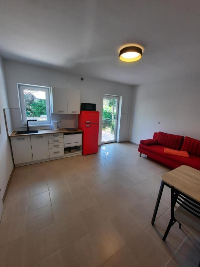 Appartements Lena. Premantura Zewnętrze zdjęcie